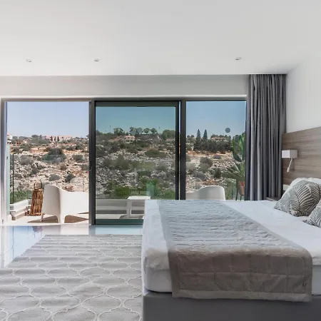 Dreamy Home For Couples, Friends And Small Families In Ayia Napa All Yours アヤナパ